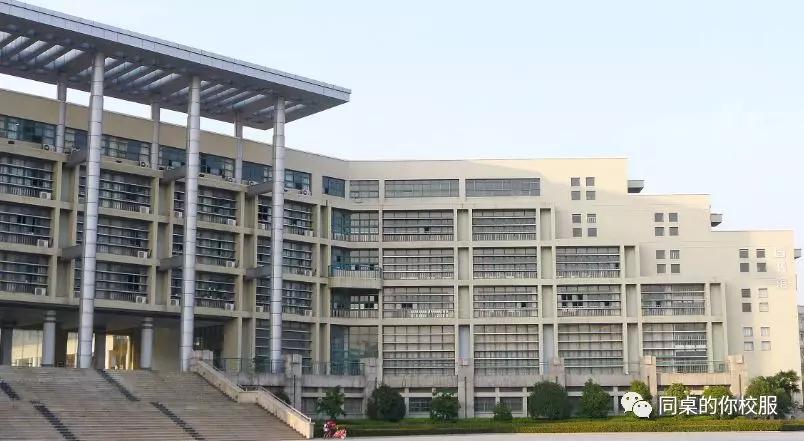“盐中”眼中的“同桌的你”—江苏省盐城中学 “盐中”眼中的“同桌的你”—江苏省盐城中学