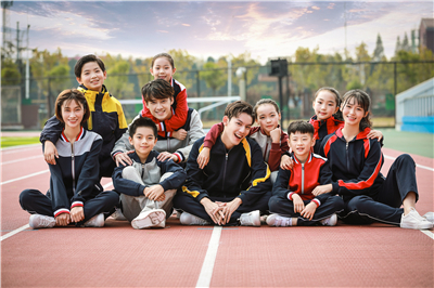 中学生校服的五大搭配技巧