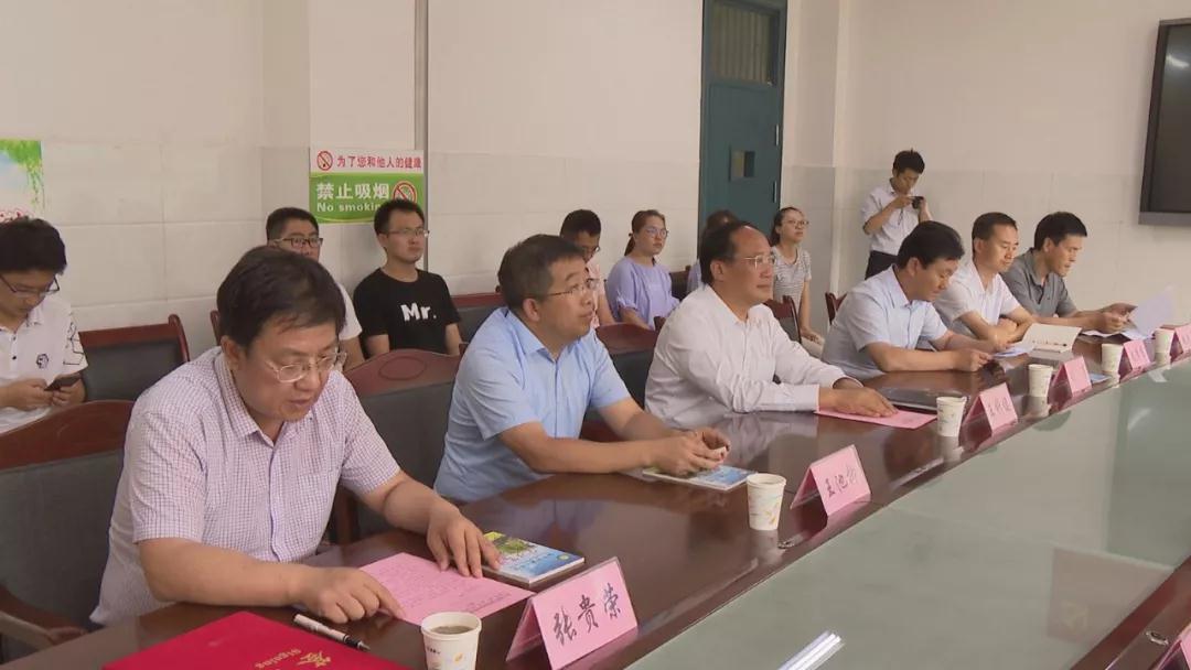 情系老区教育，爱洒会宁学子 | 同桌的你校服将爱心播撒甘肃会宁！