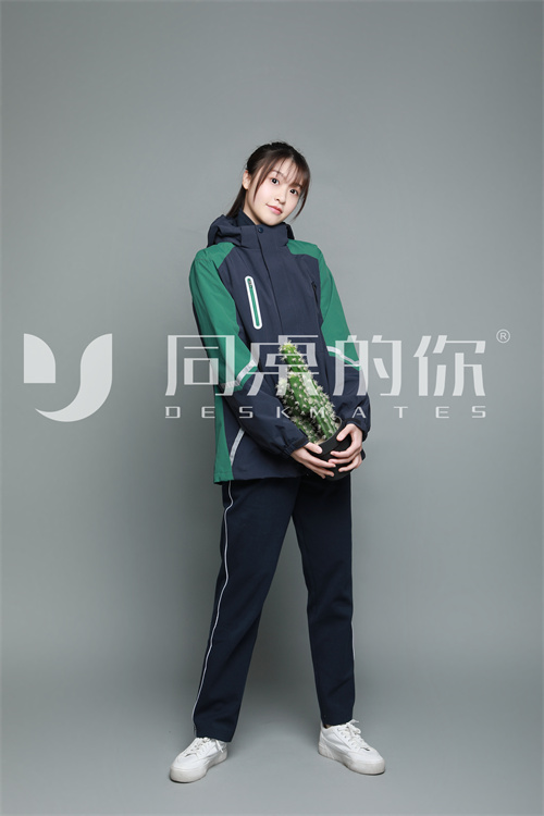 冲锋衣校服 冲锋衣校服