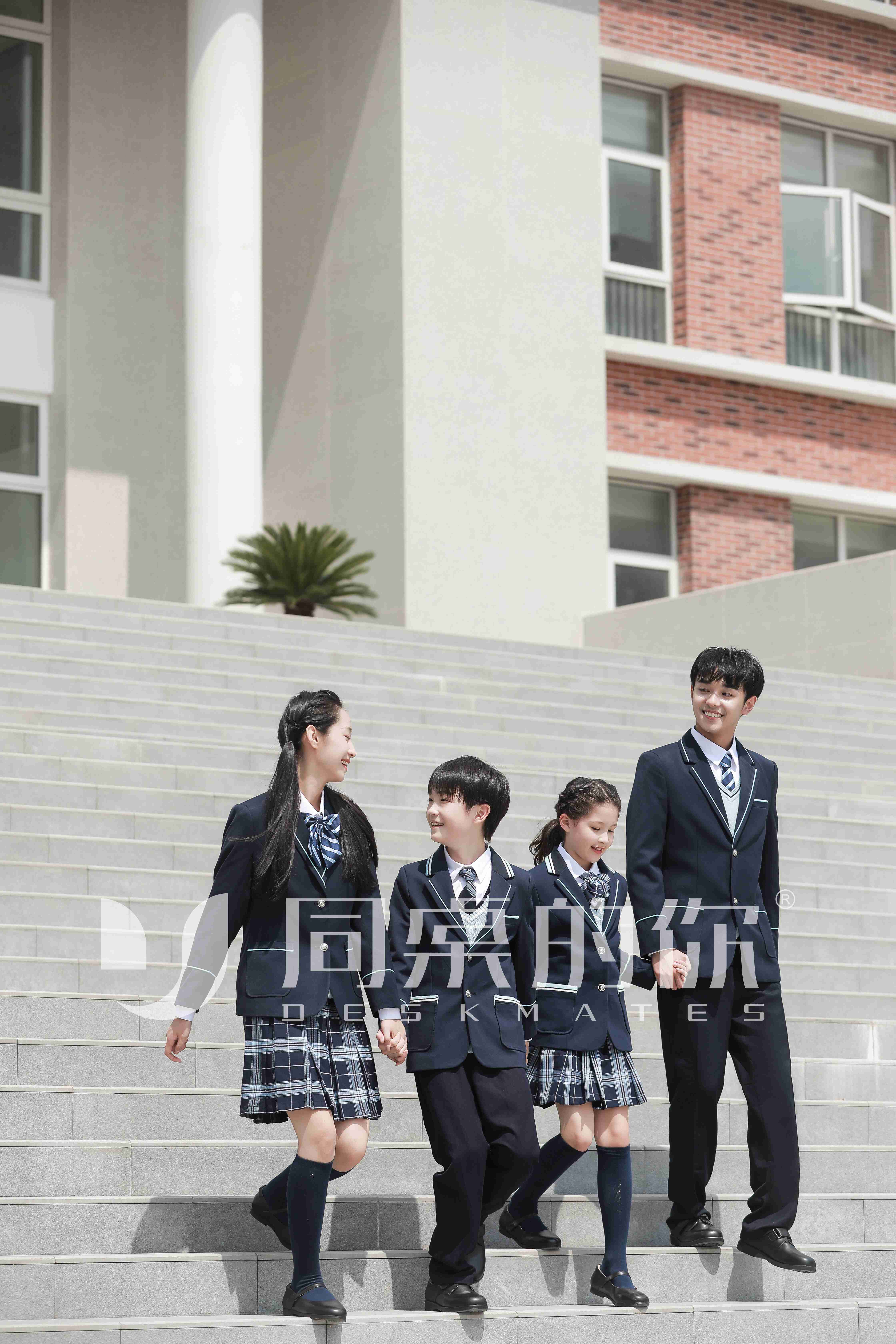 国际校服定做:文化融合与创新的展现 国际校服定做:文化融合与创新的展现